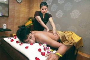 Erotic Massage in Chinchwad